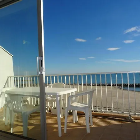 F2 Dernier Etage, Double Terrasse, Parking Prive - Fr-1-559-22 * Palavas-les-Flots